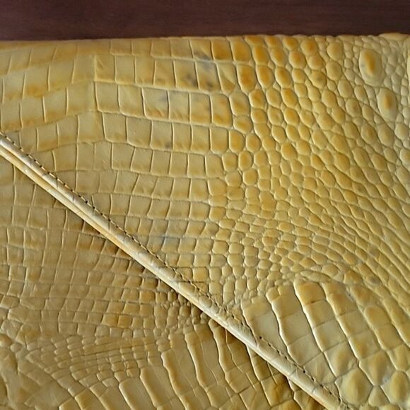 JJ Winters Hilary Yellow Large Celebrity Clutch Bag Hilary Duff Leather Croc - Picture 7 of 12